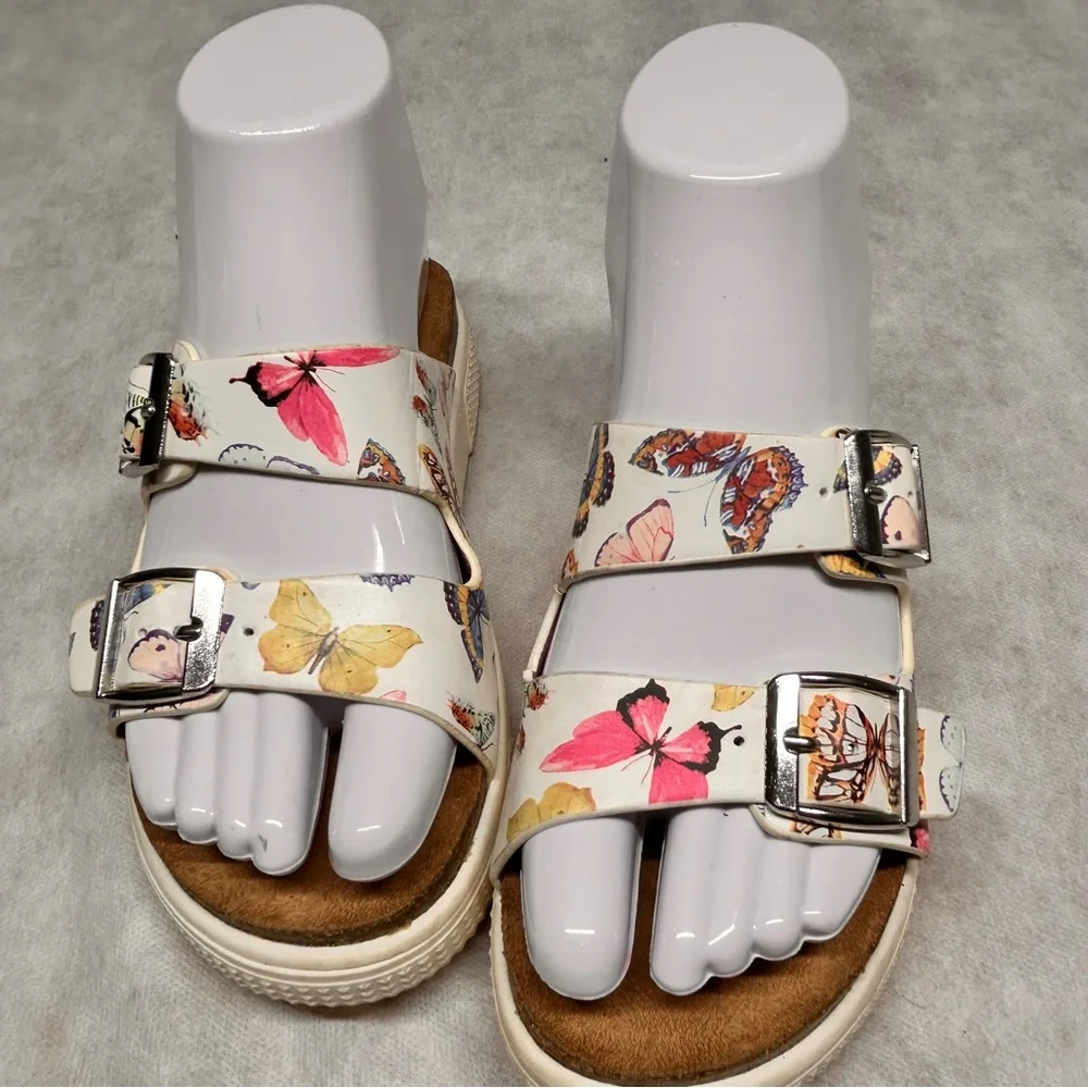 Wonder Nation‎ White and Pink Sandals with Floral Design