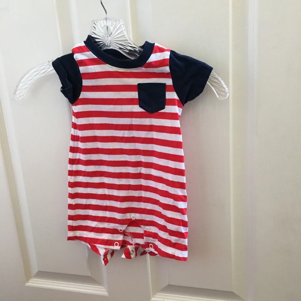 Child’s patriotic shortall 3-6 months