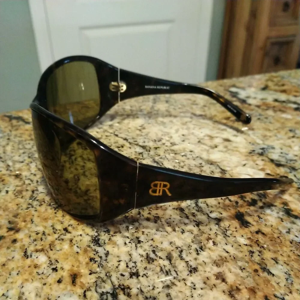 Banana Republic tameyeglasses2 priority