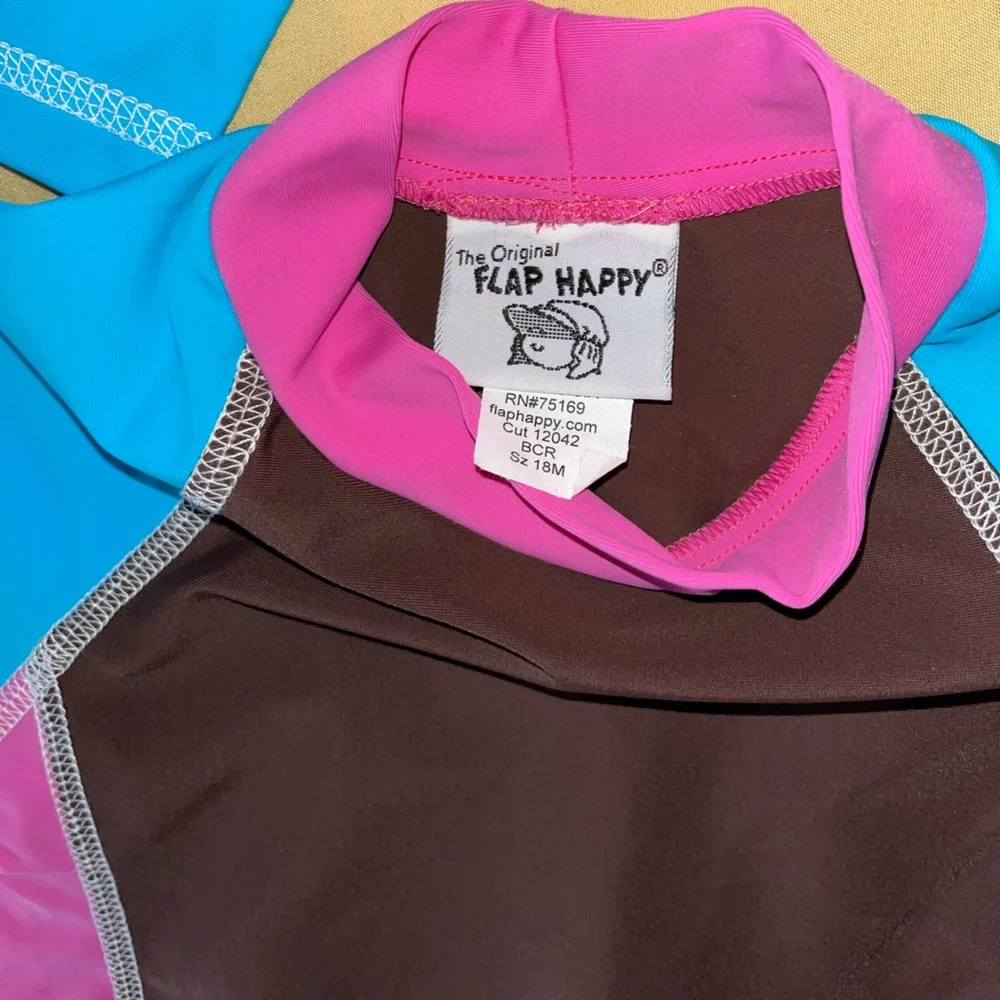 Lot of 2 Flap Happy Kids UV 50 Rash Guard short Sleeve Swim Top Tees Size 18M