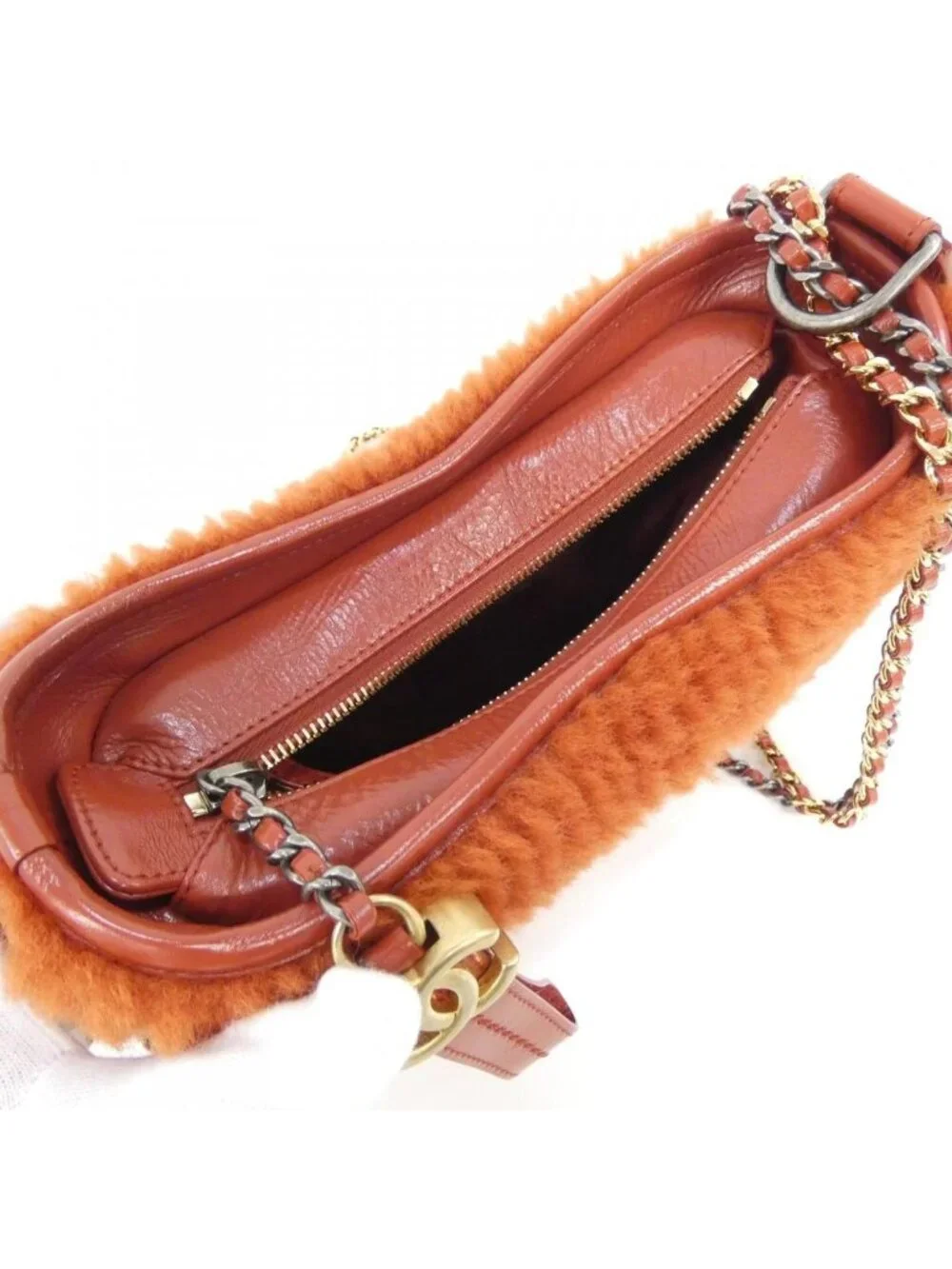 CHANEL 90 code our