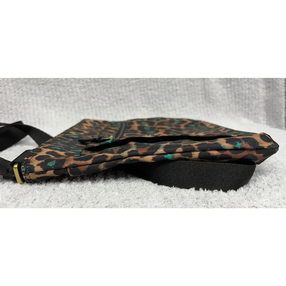 Coach exterior slip