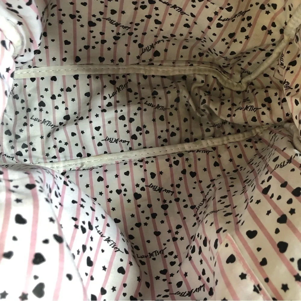 Betsey Johnson good pre