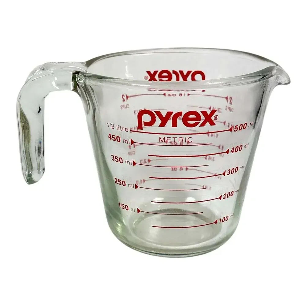 Pyrex vintage small