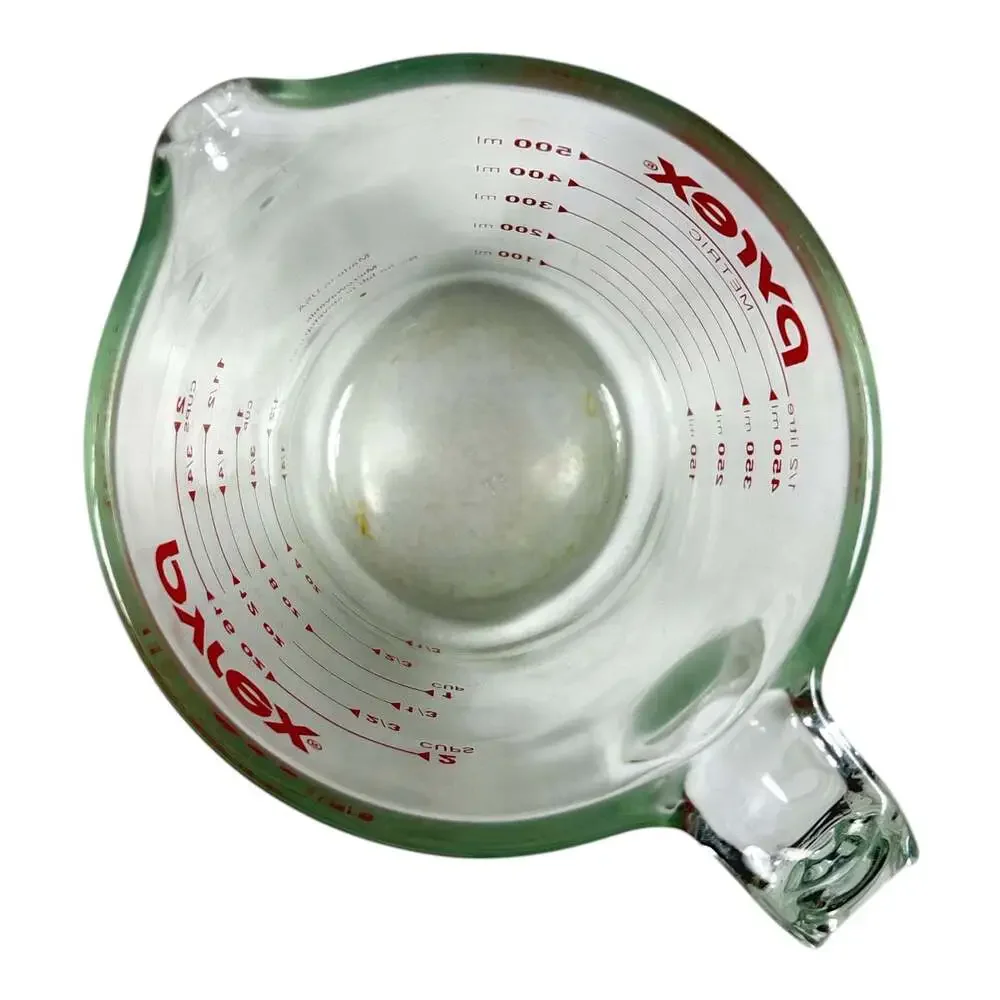Pyrex vintage small