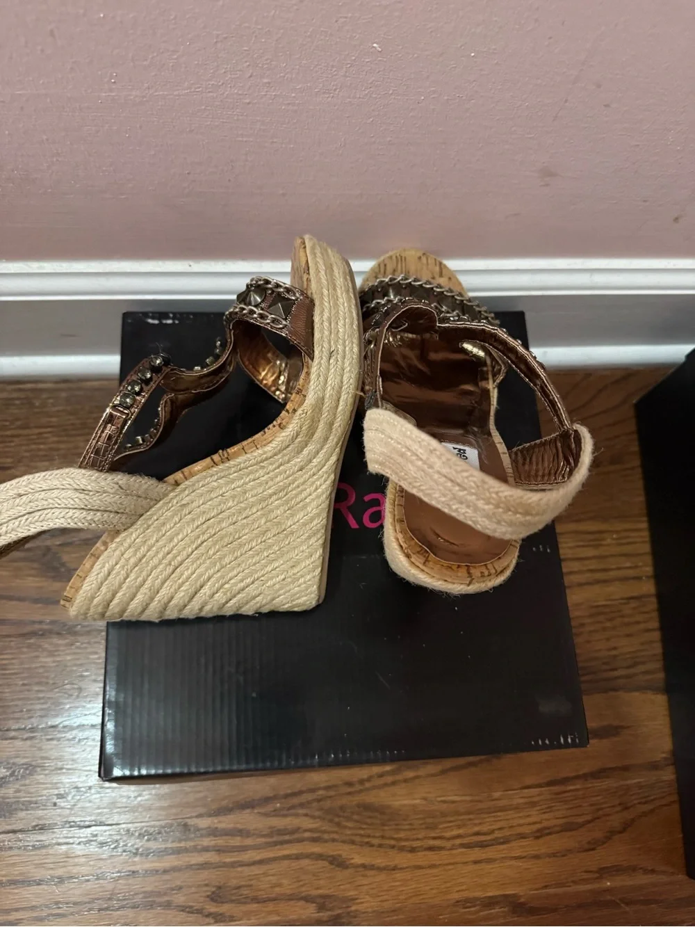Not Rated gold wedge