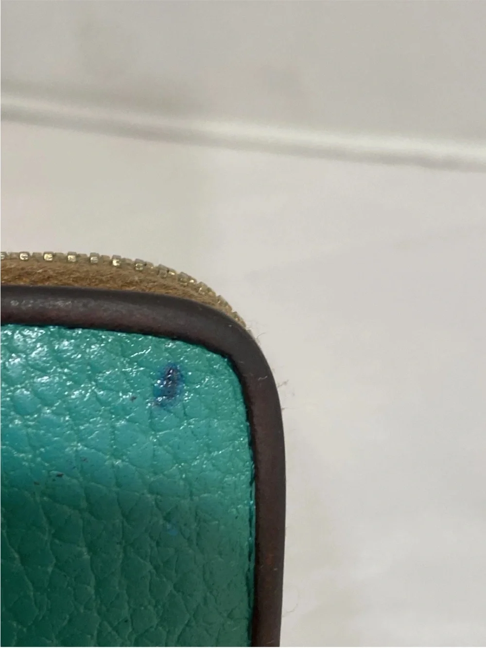 Dooney & Bourke minor signs