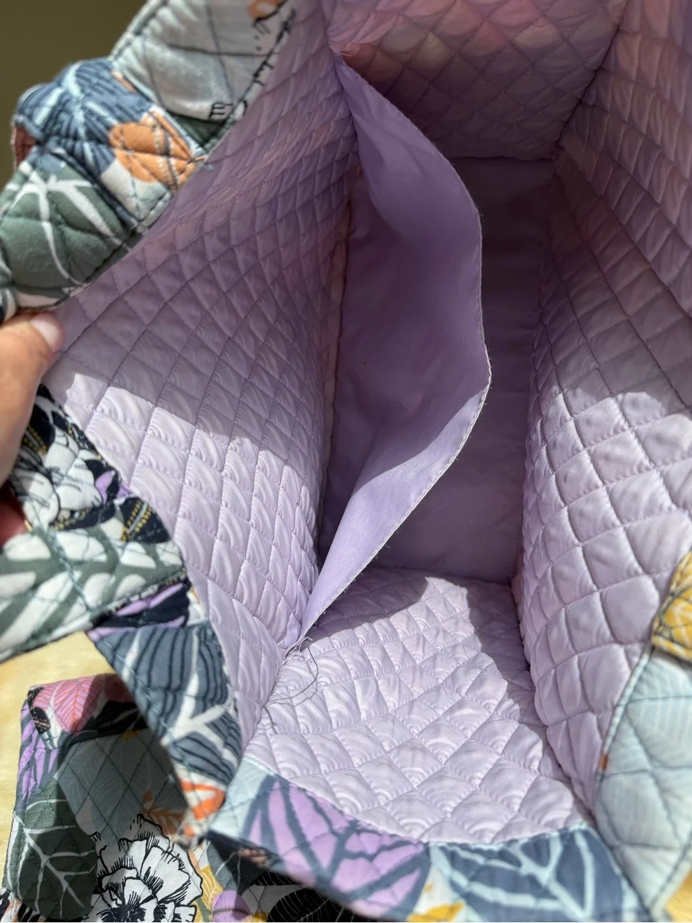 Vera Bradley perfect use leaf
