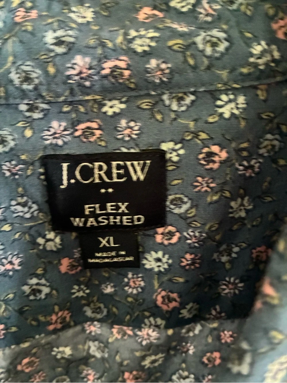 J. Crew flowers base