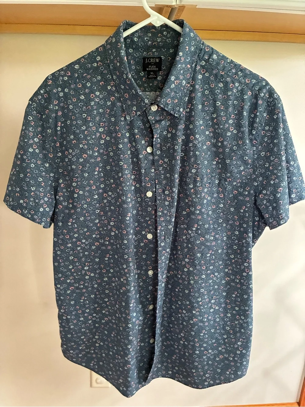 J. Crew Blue Floral Flex Washed Button-Up Shirt