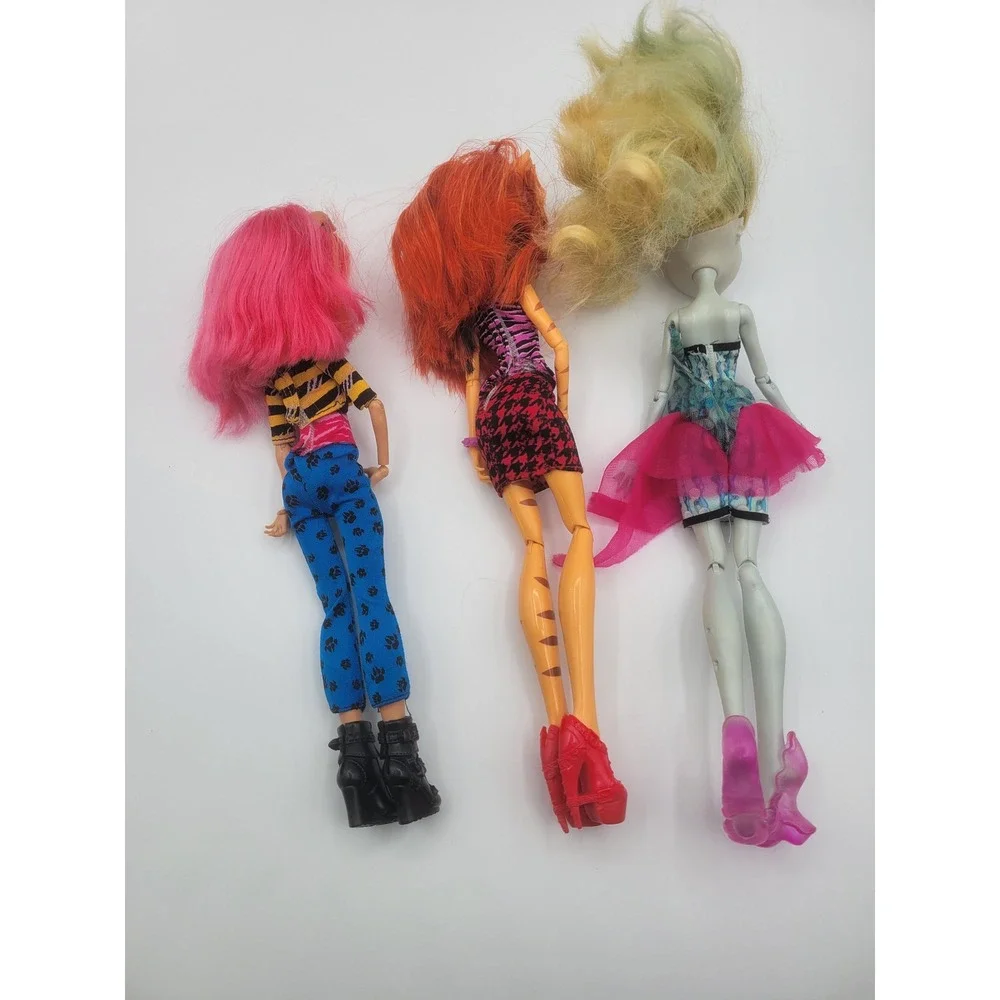 monster high tail pink