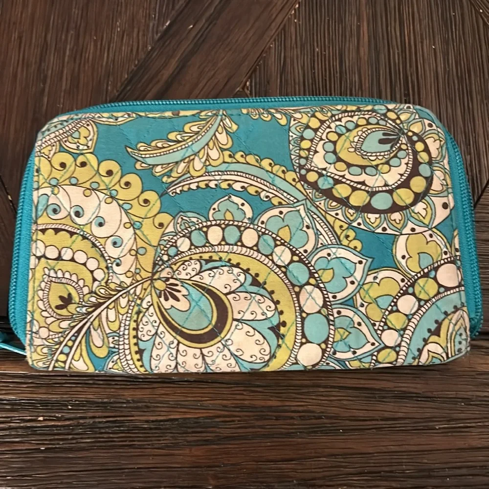 Vera Bradley mk great $10