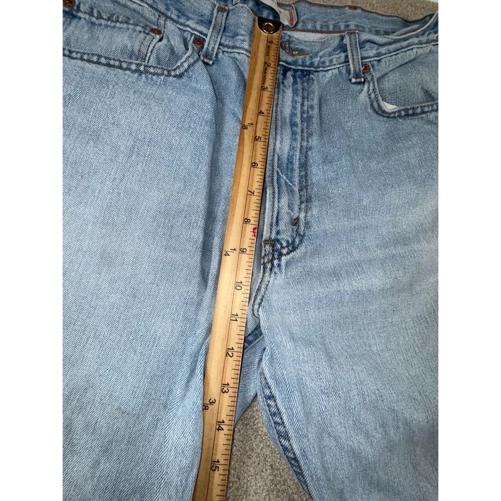 Levis levi 550