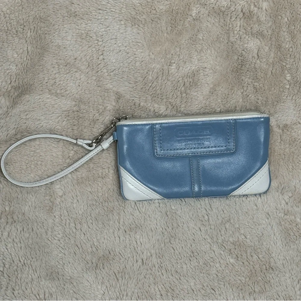 Coach Blue and White Leather Wristlet EUC 7.5