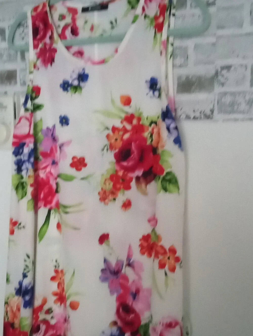42 Pops lightweight sleeveless