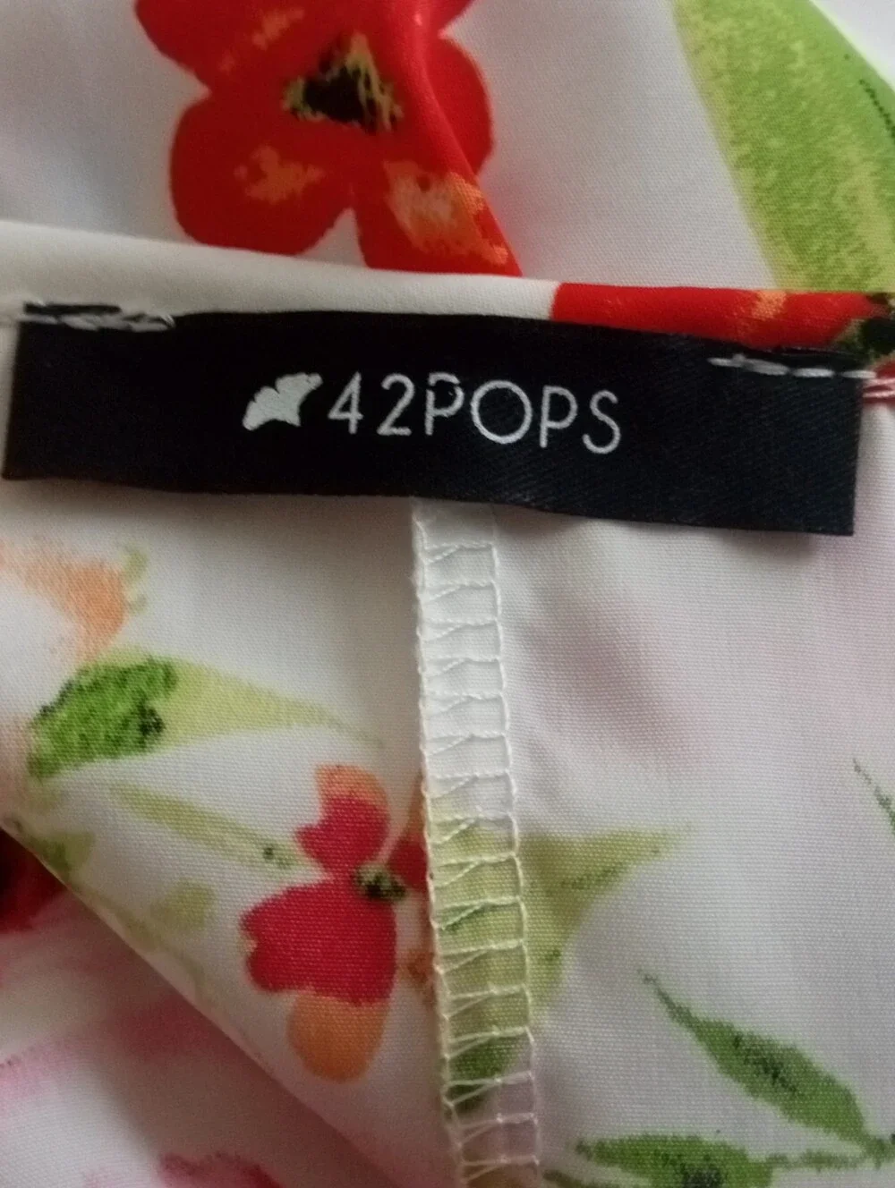 42 Pops lightweight sleeveless