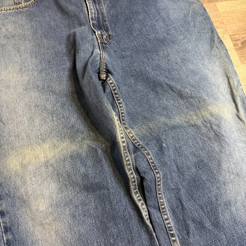 Levis levi 550