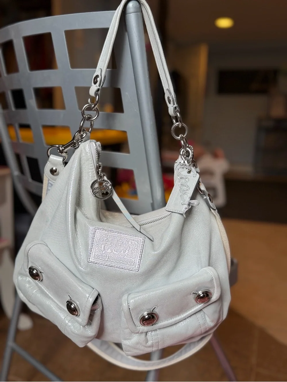 Coach Legacy Poppy Hippie Pocket Hobo Crossbody Shoulder Limited Edition White