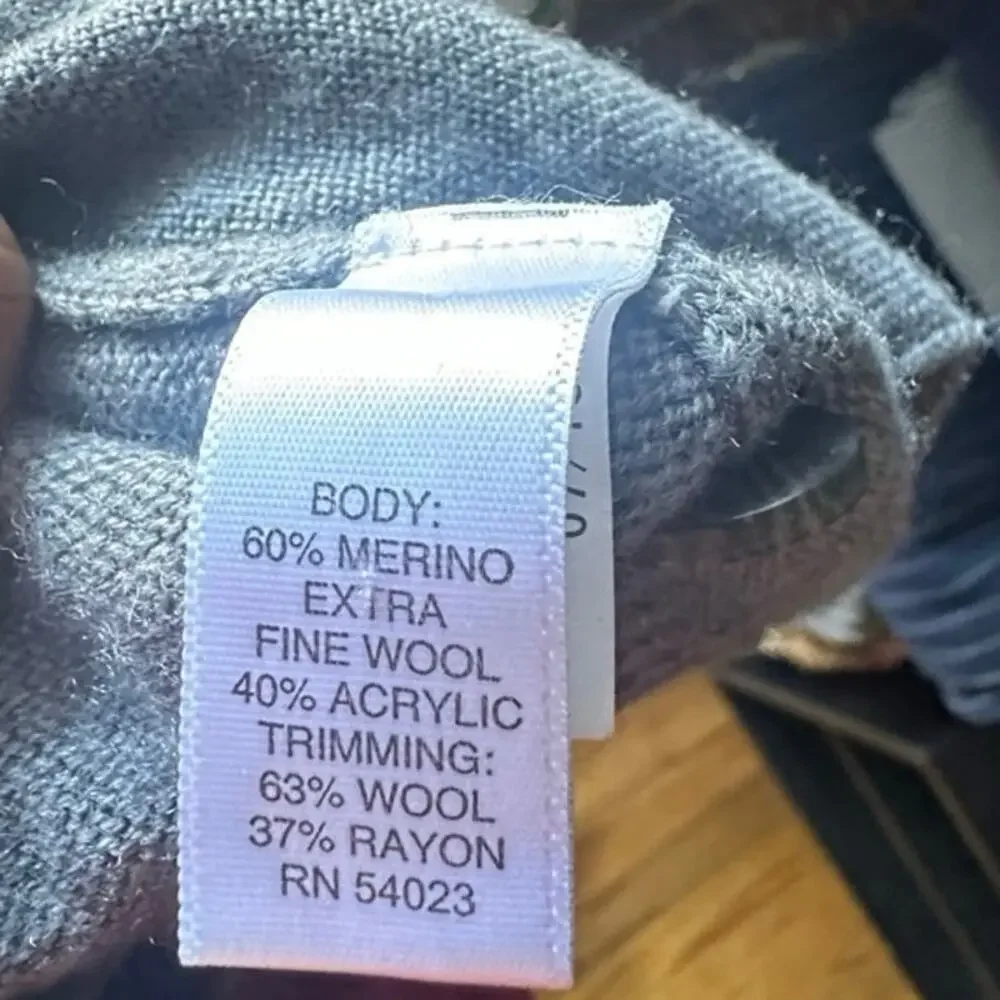 Banana Republic bulk about flaws