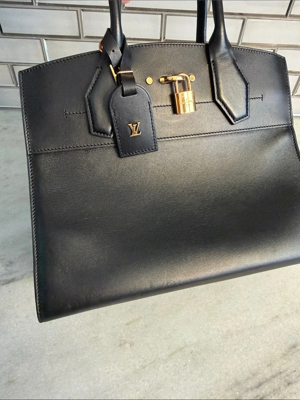 Louis Vuitton Black Leather City Steamer MM Gold Hardware and Detachable Strap