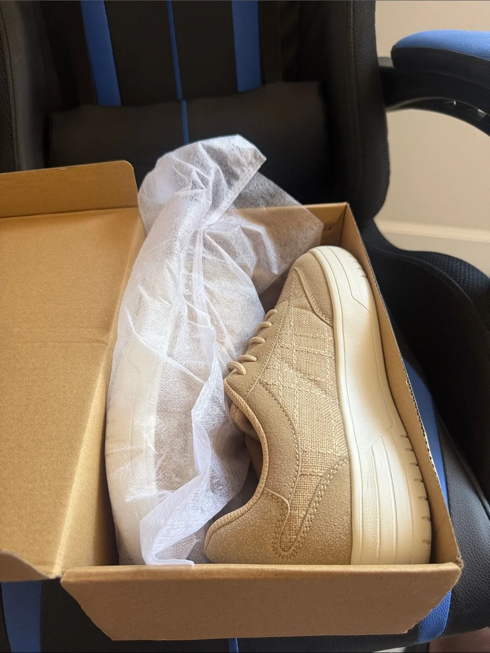 TIDU light tan