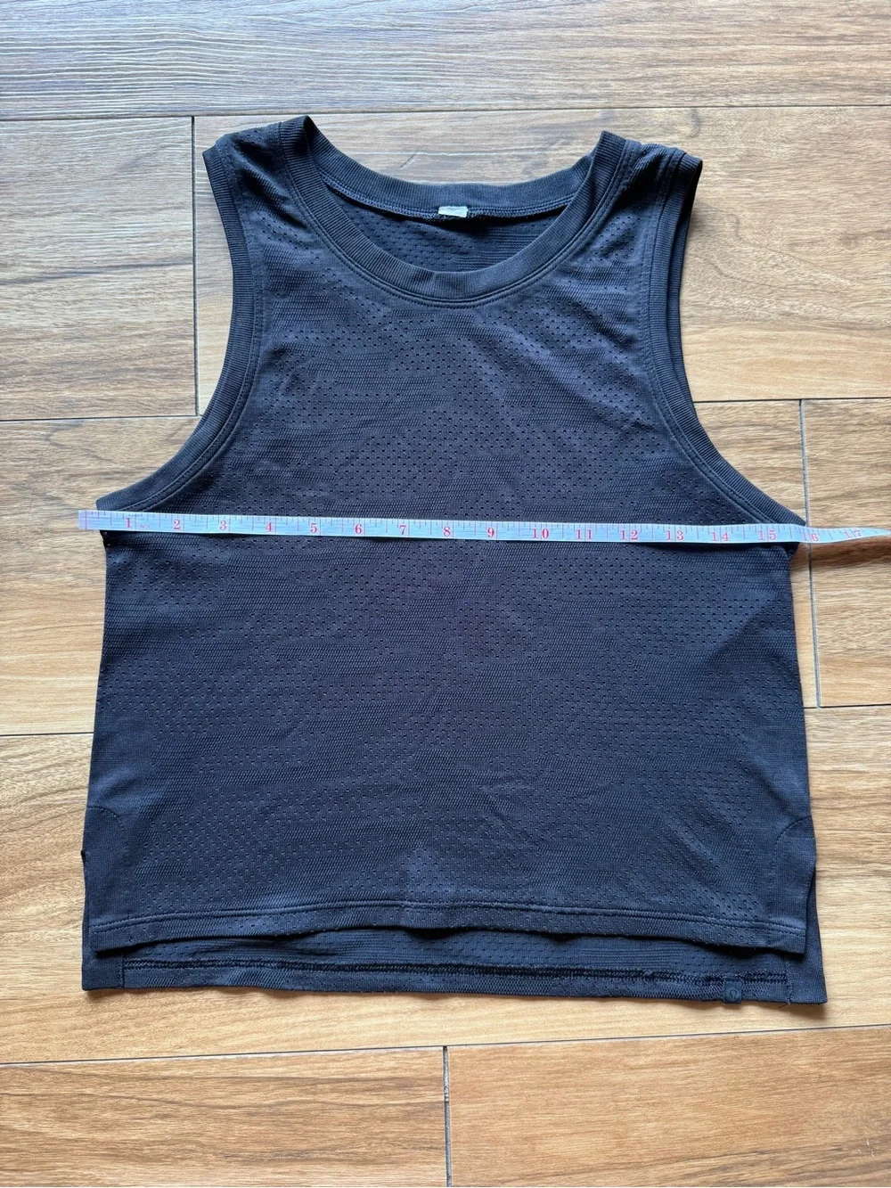 lululemon athletica tag removed
