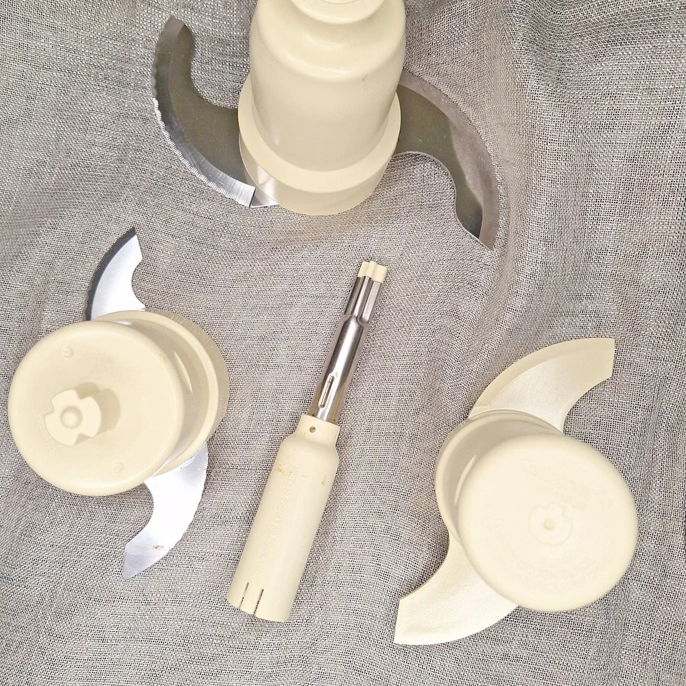 Cuisinart FP-16 FP-14 Elite Food Processor Blades Set Blade and Storage Case