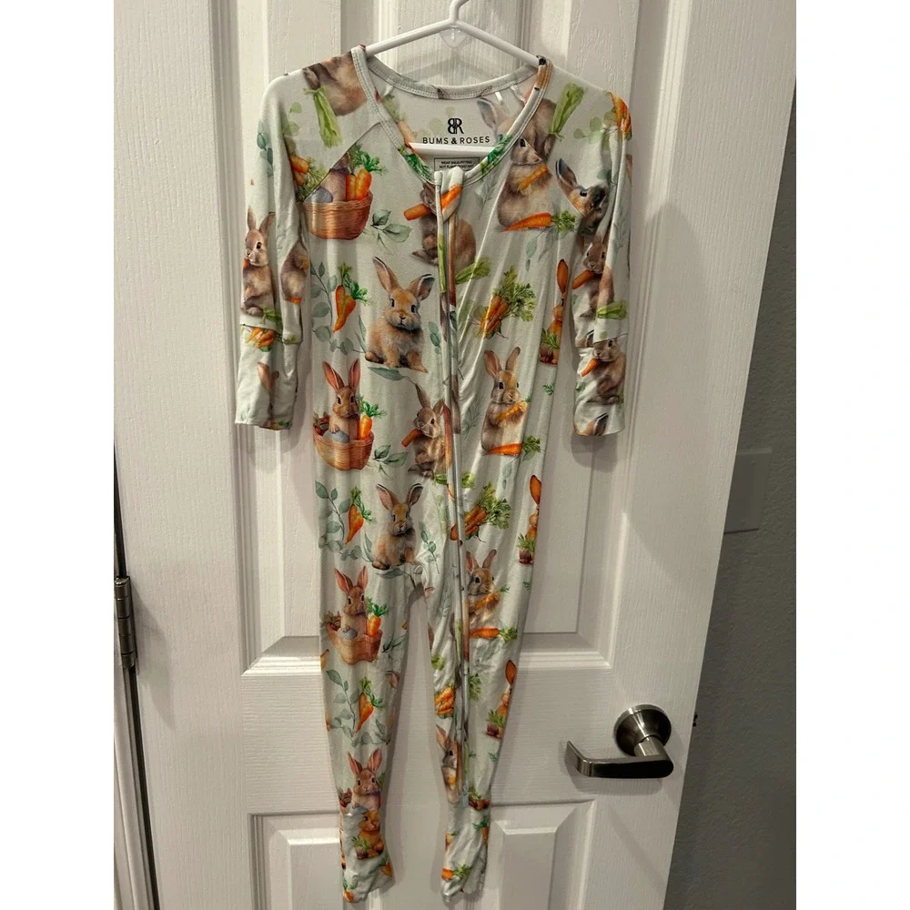 Bums & Roses Bunny‎ Rabbit Carrot Bamboo Viscose Footie Pajamas 2T Sleeper k7031