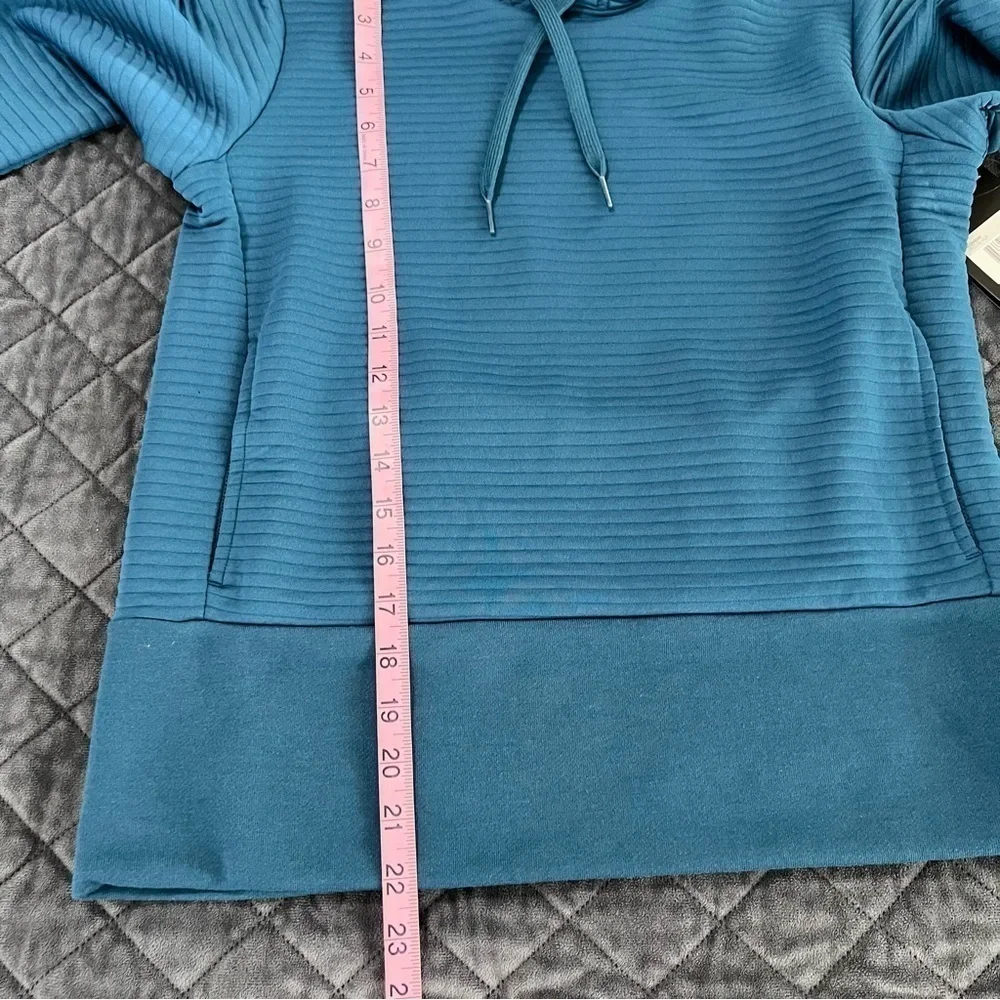 Nike teal athletic