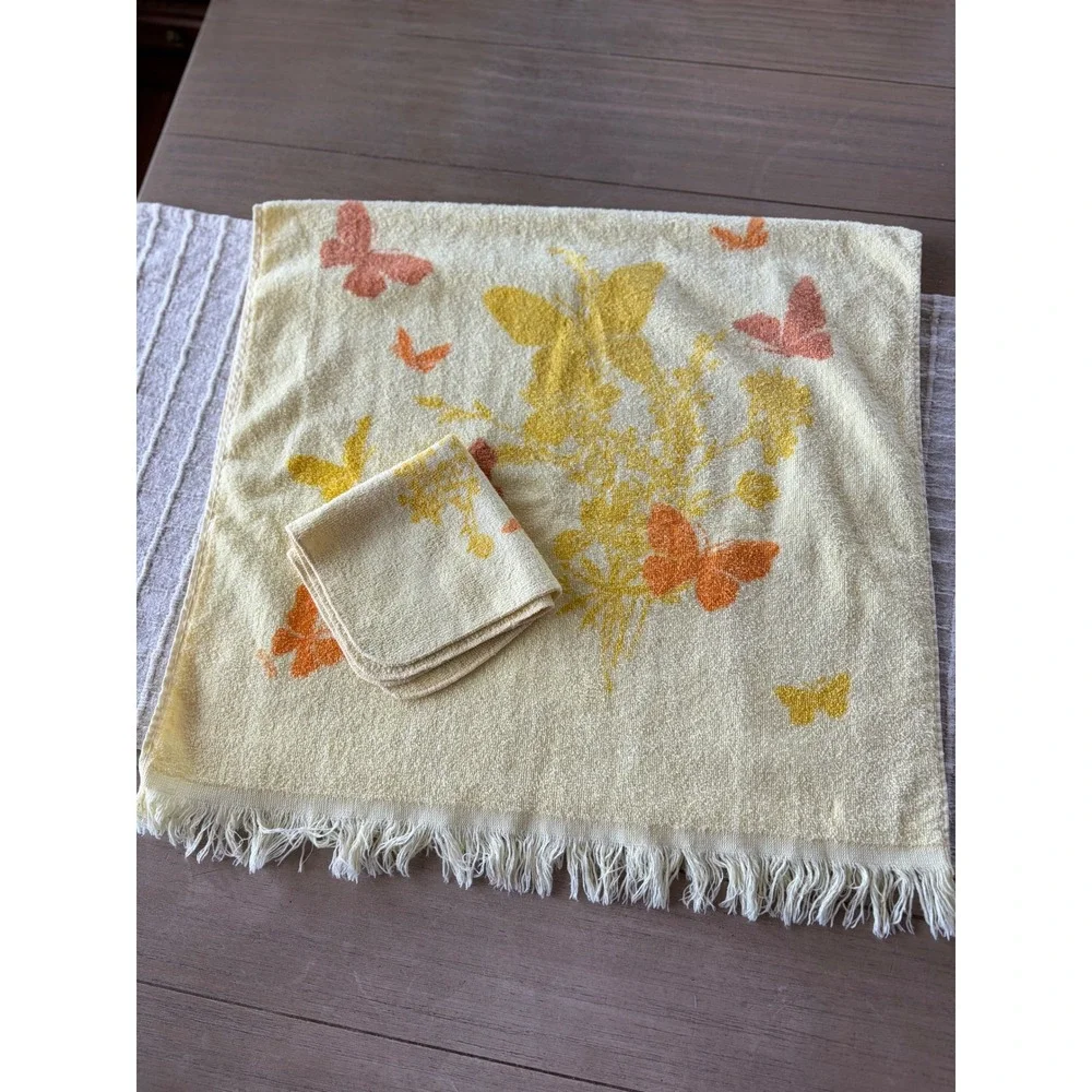 Vintage Cannon yellow butterfly MCM towel and washcloth set