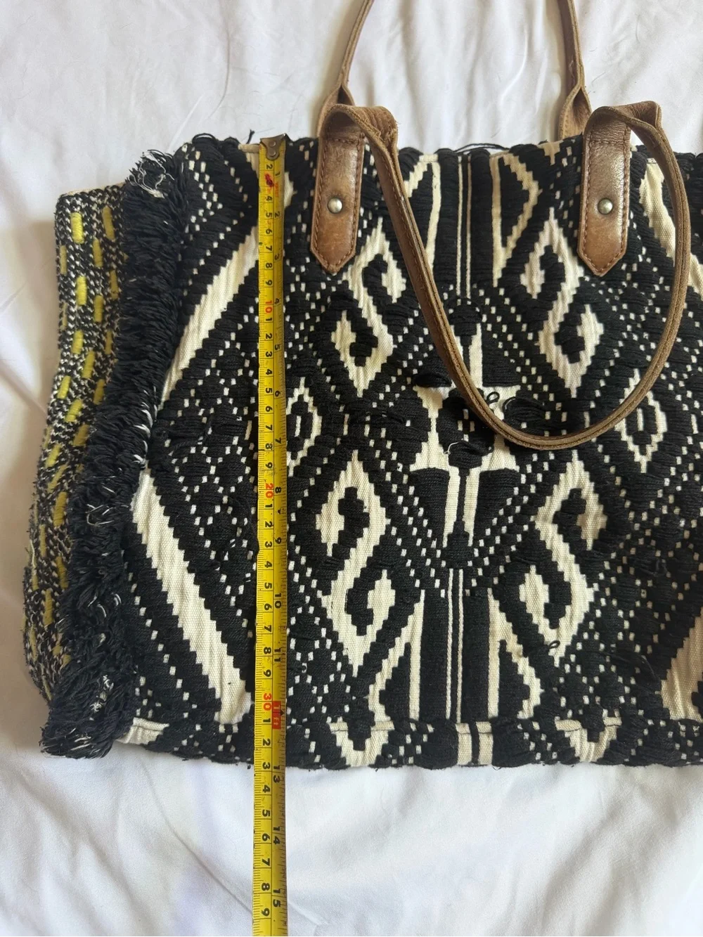 Jasper & Jeera Woven Boho Fringe Tote Bag Tribal Jacquard Leather Handles