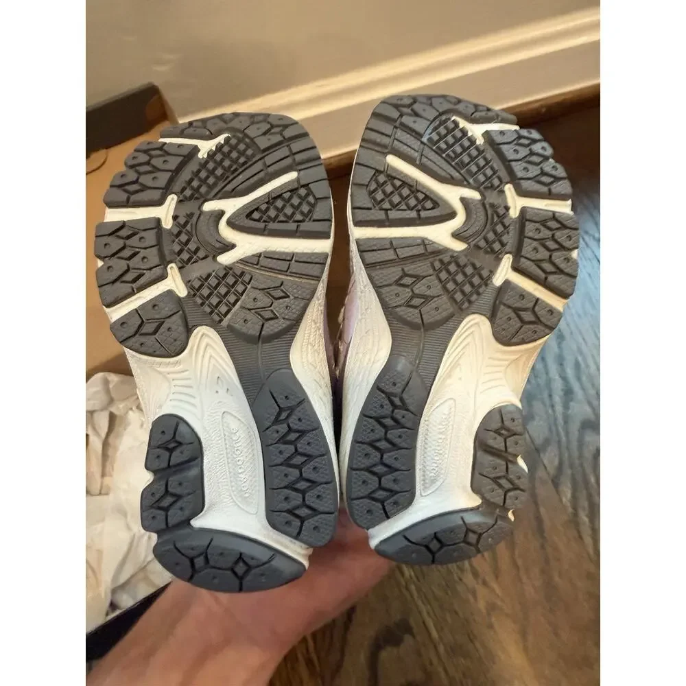 New Balance brand new