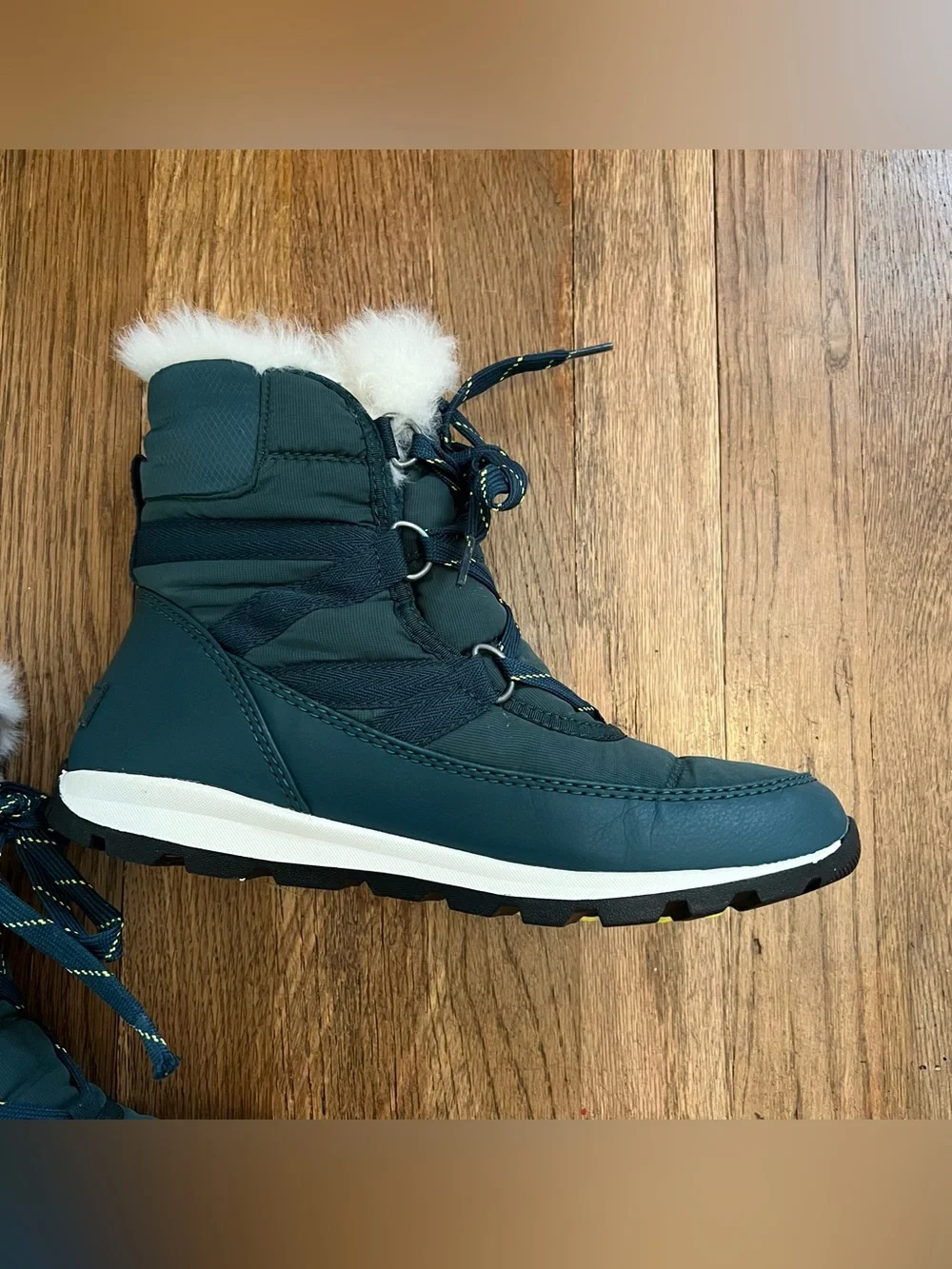 Sorel women whitney