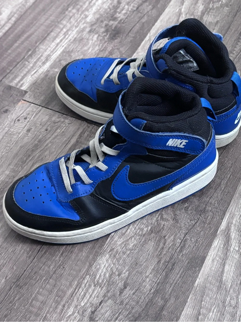 Nike sole kids