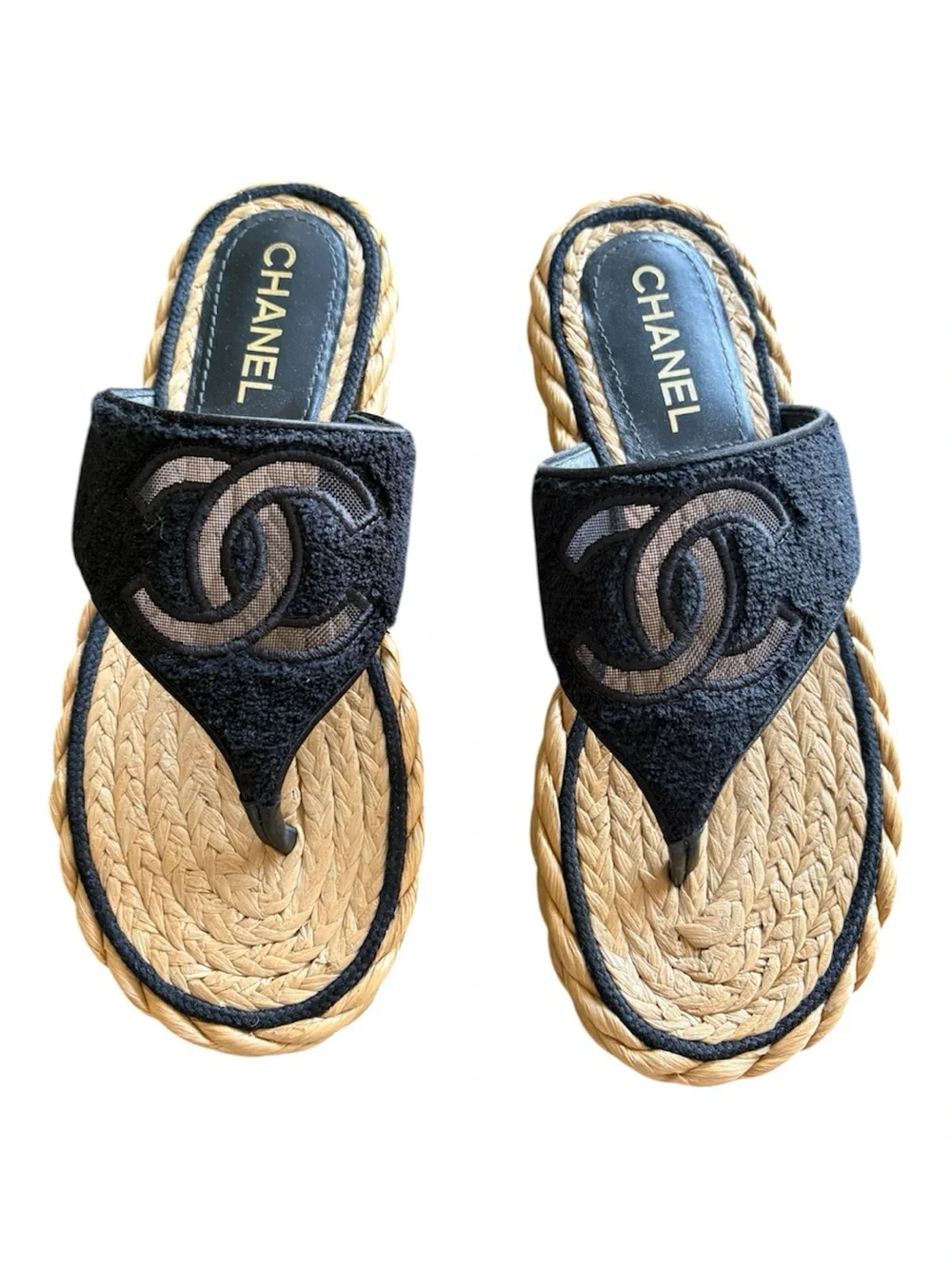 CHANEL Black and Natural Raffia Thong Sandals