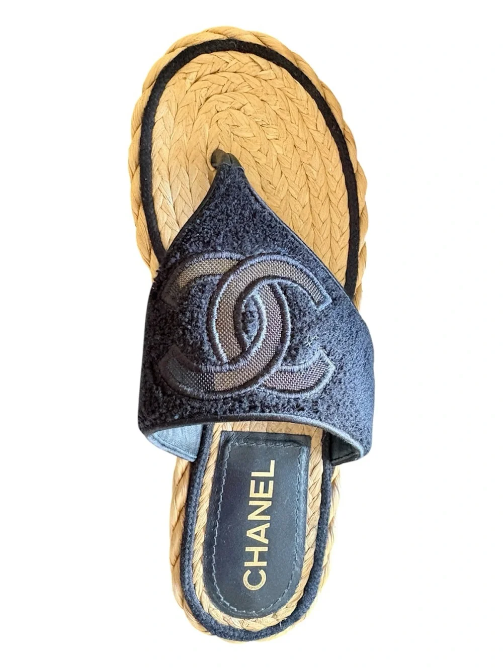 CHANEL comes insole