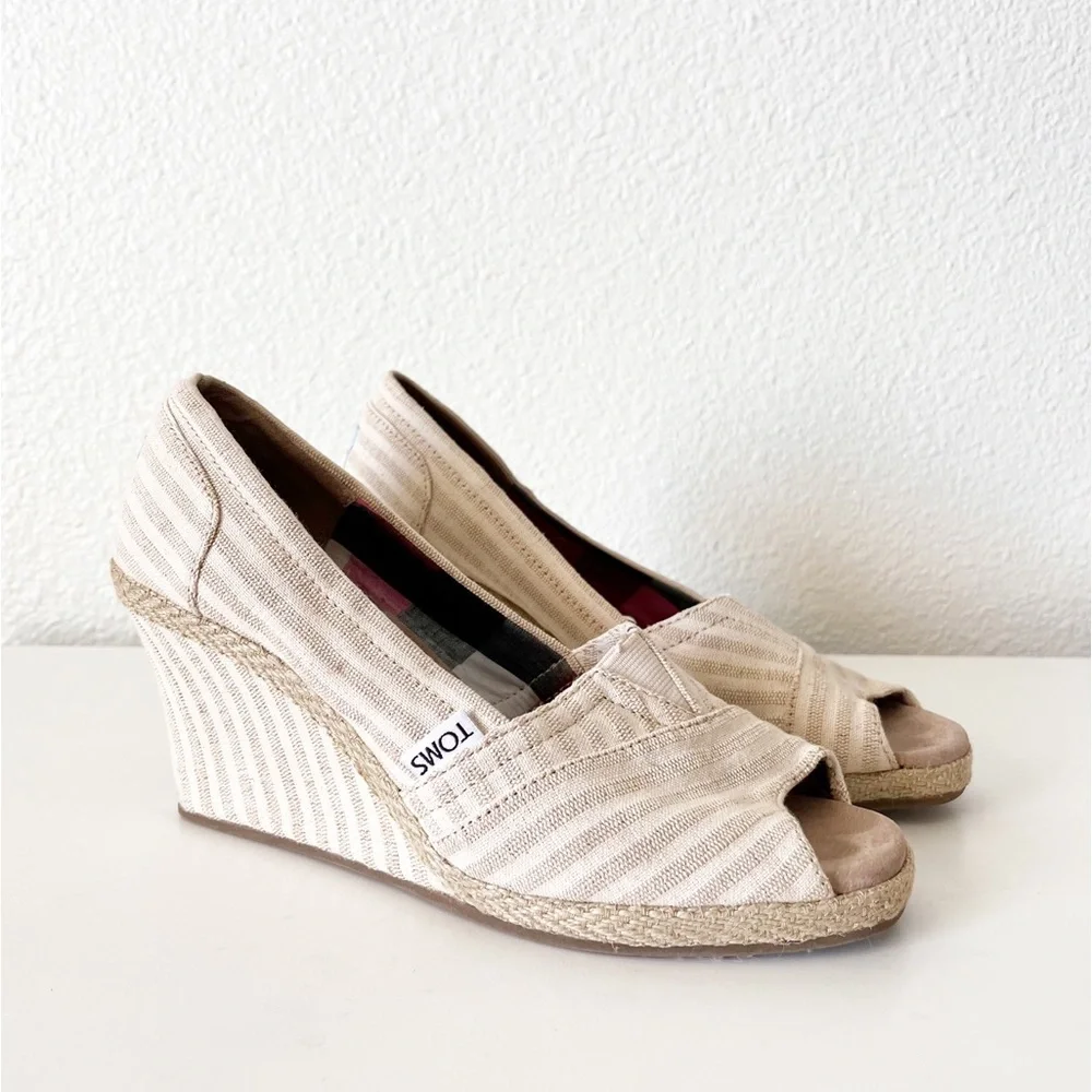 Toms Lina Wedges Beige Stripe Canvas Open Toe Size 7