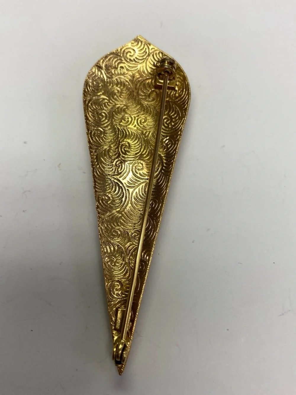 N/A gold tone