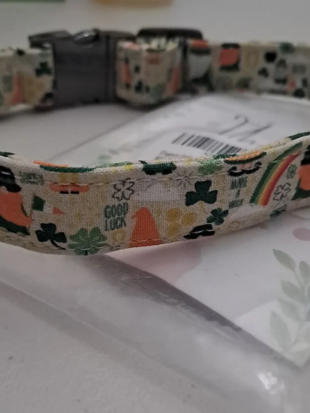 N/A adjustable fabric