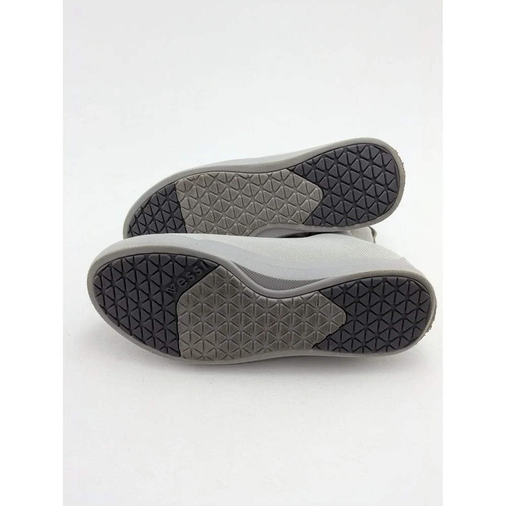 Vessi mens weekend
