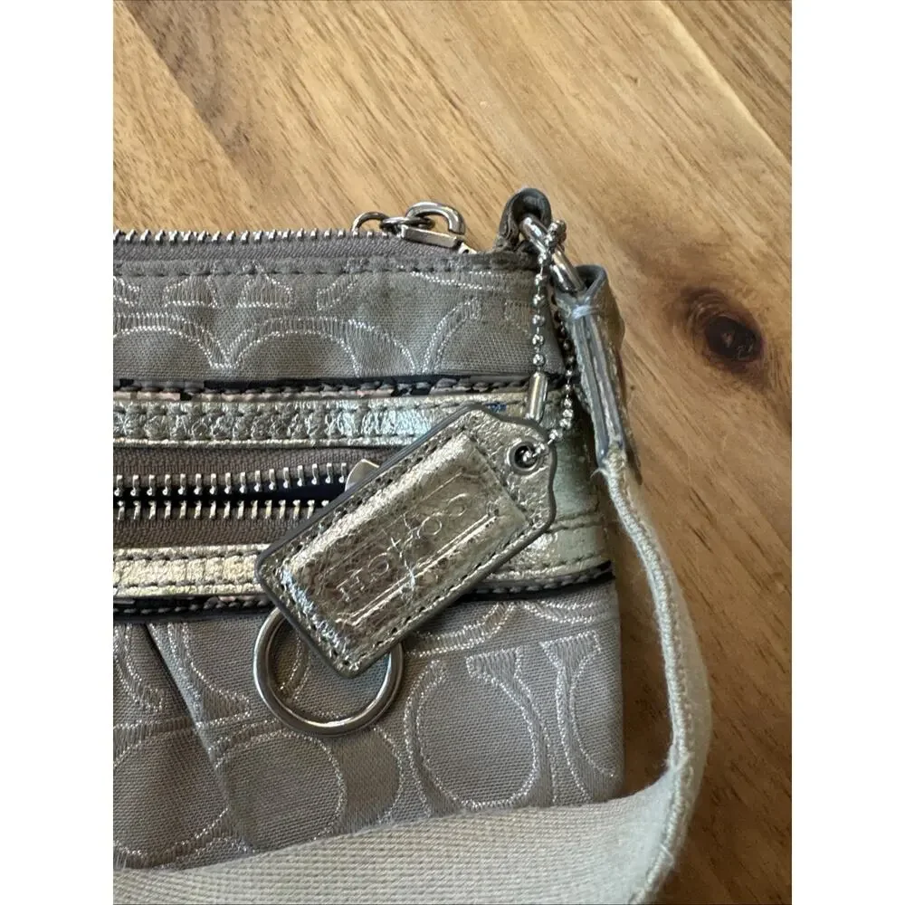 Coach accessory its