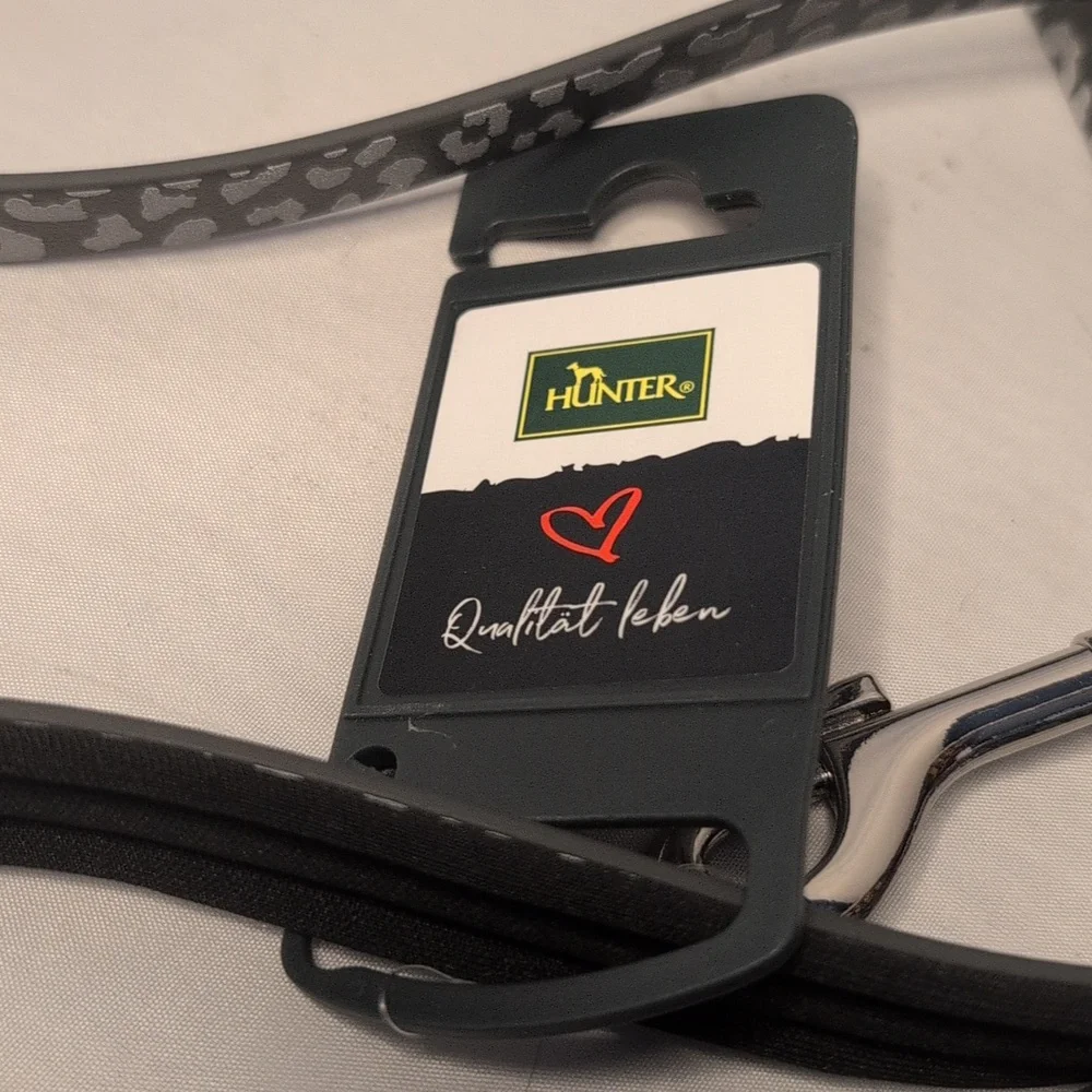Hunter leash plastic