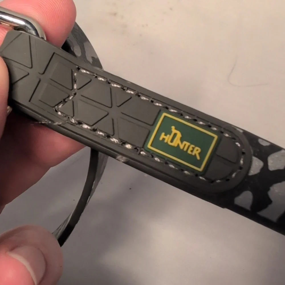 Hunter leash plastic