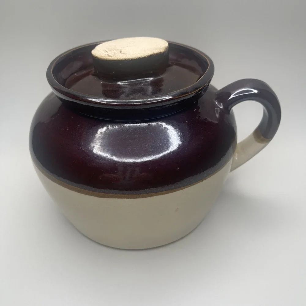 Vtg Clay Bean Pot‎ Crock with Lid Handle USA Brown Farmhouse Kitchen Pottery