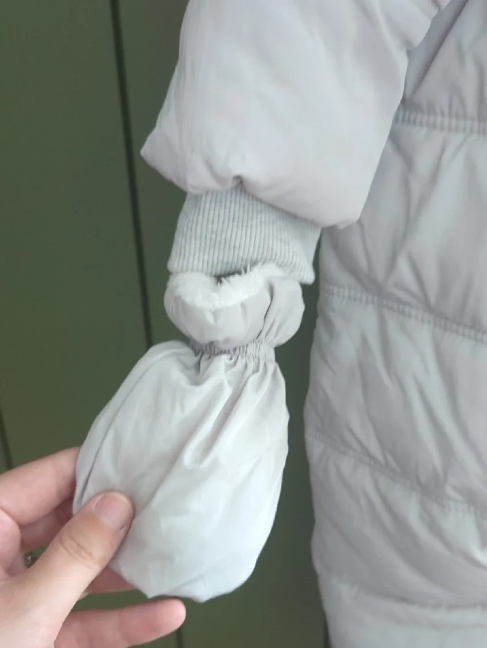 mothers babybear cozy light