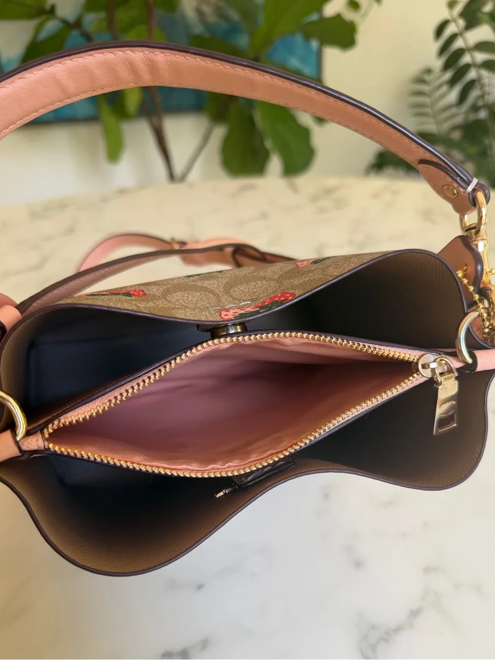 Coach good used