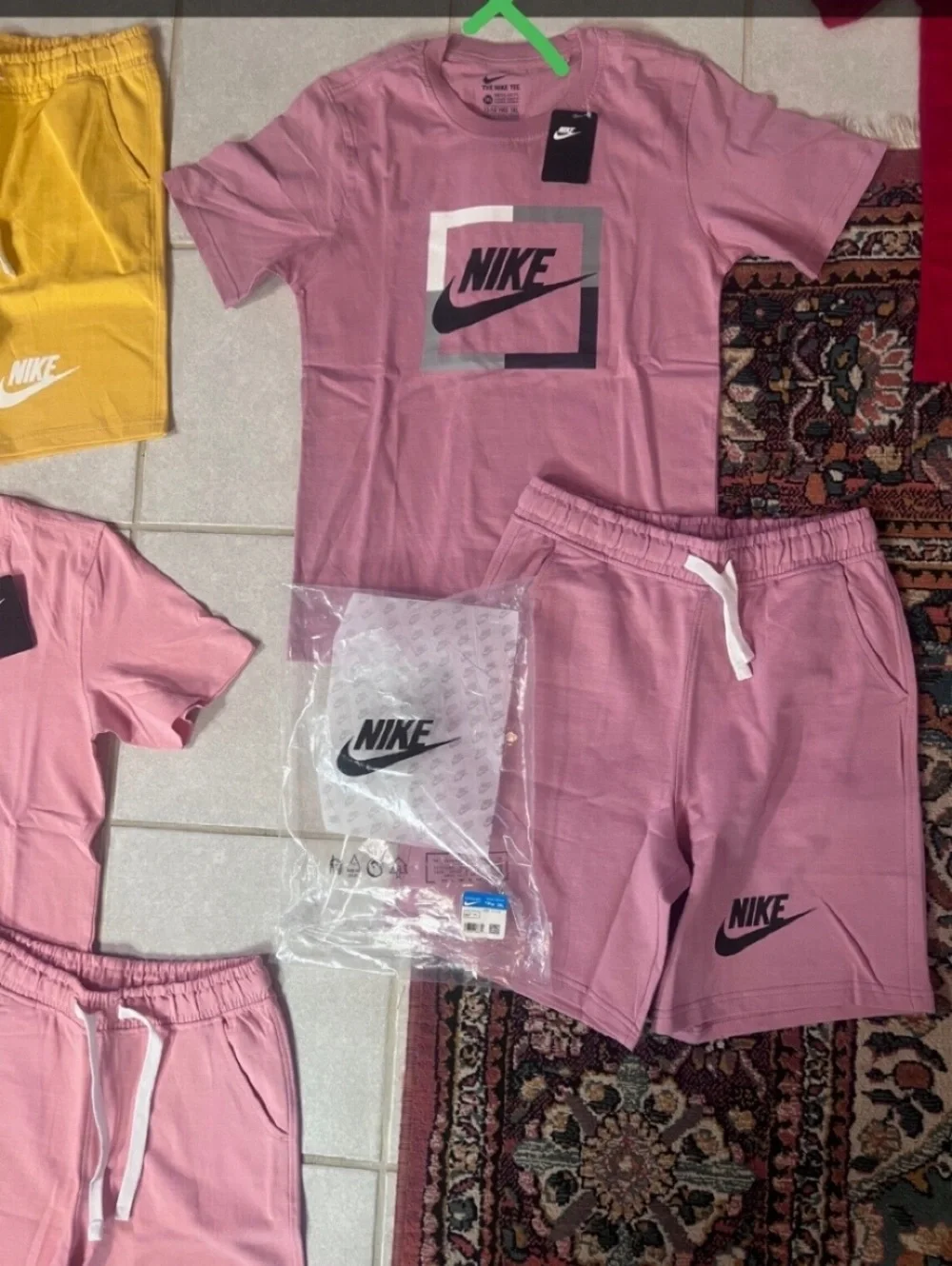 Kids Nike short/shirt set 15-16T