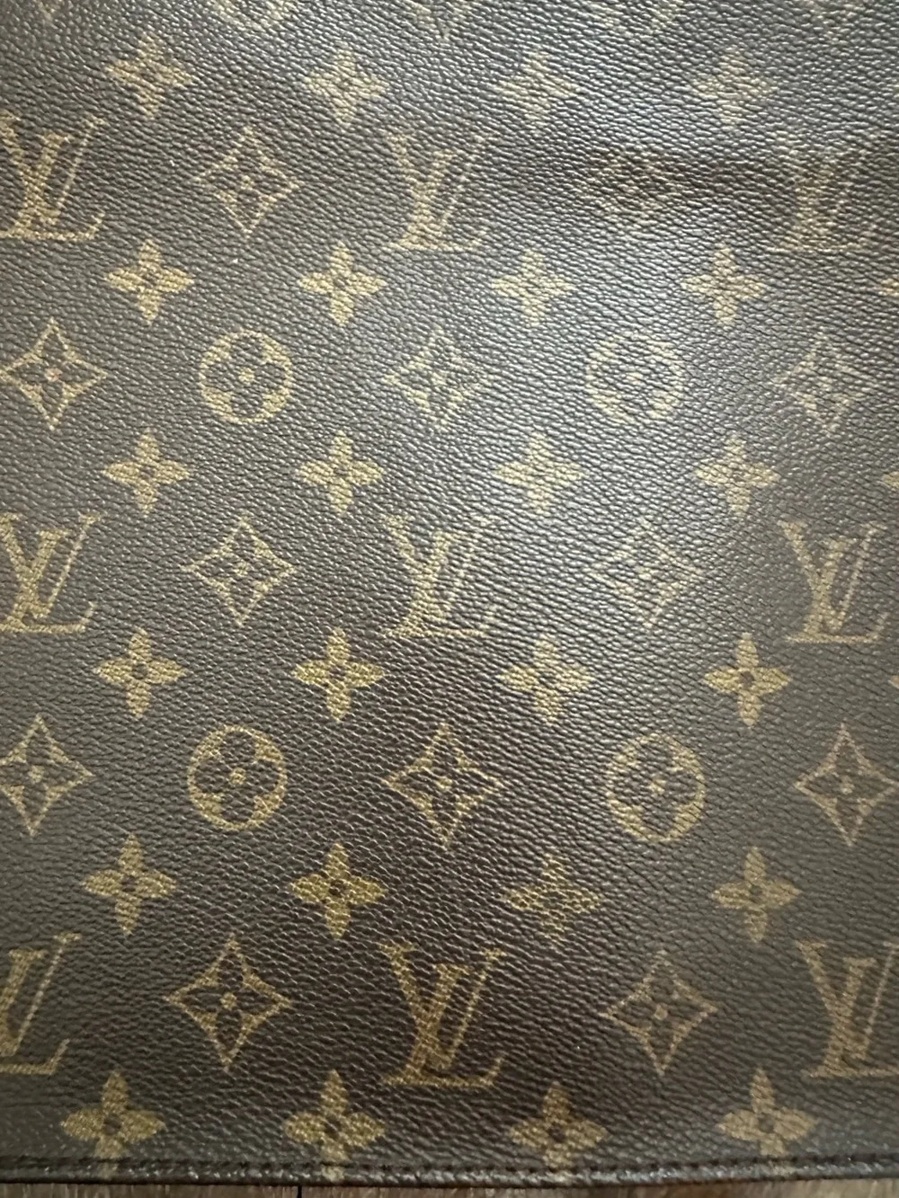 Louis Vuitton will marks