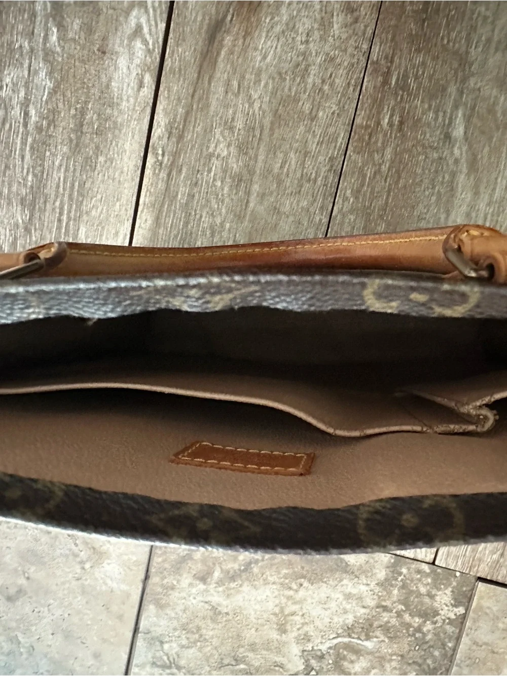 Louis Vuitton pictures dry