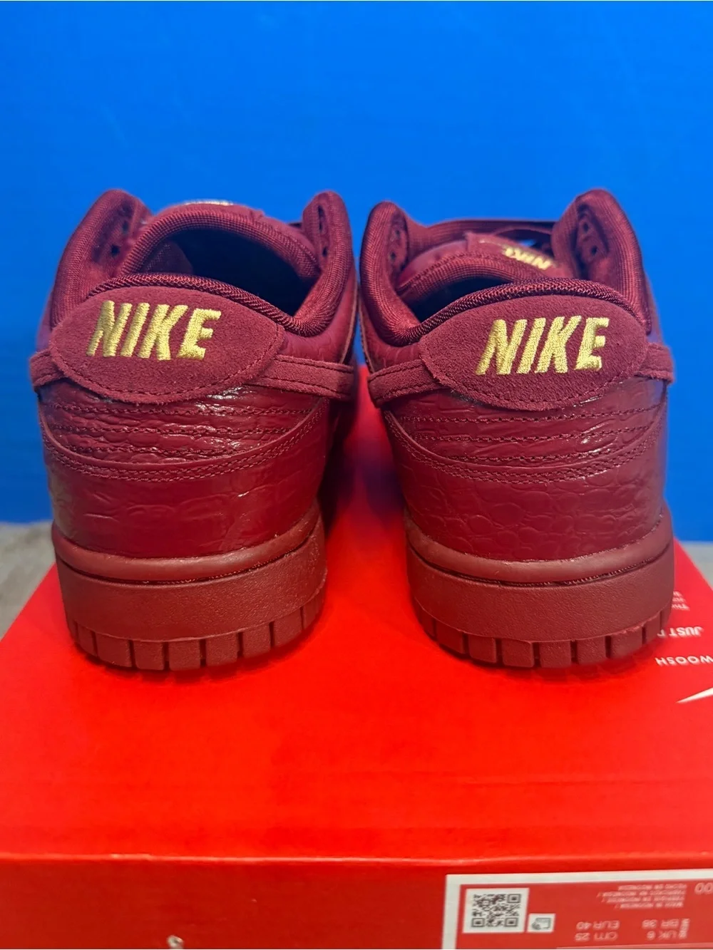 Nike dunk w Brand new